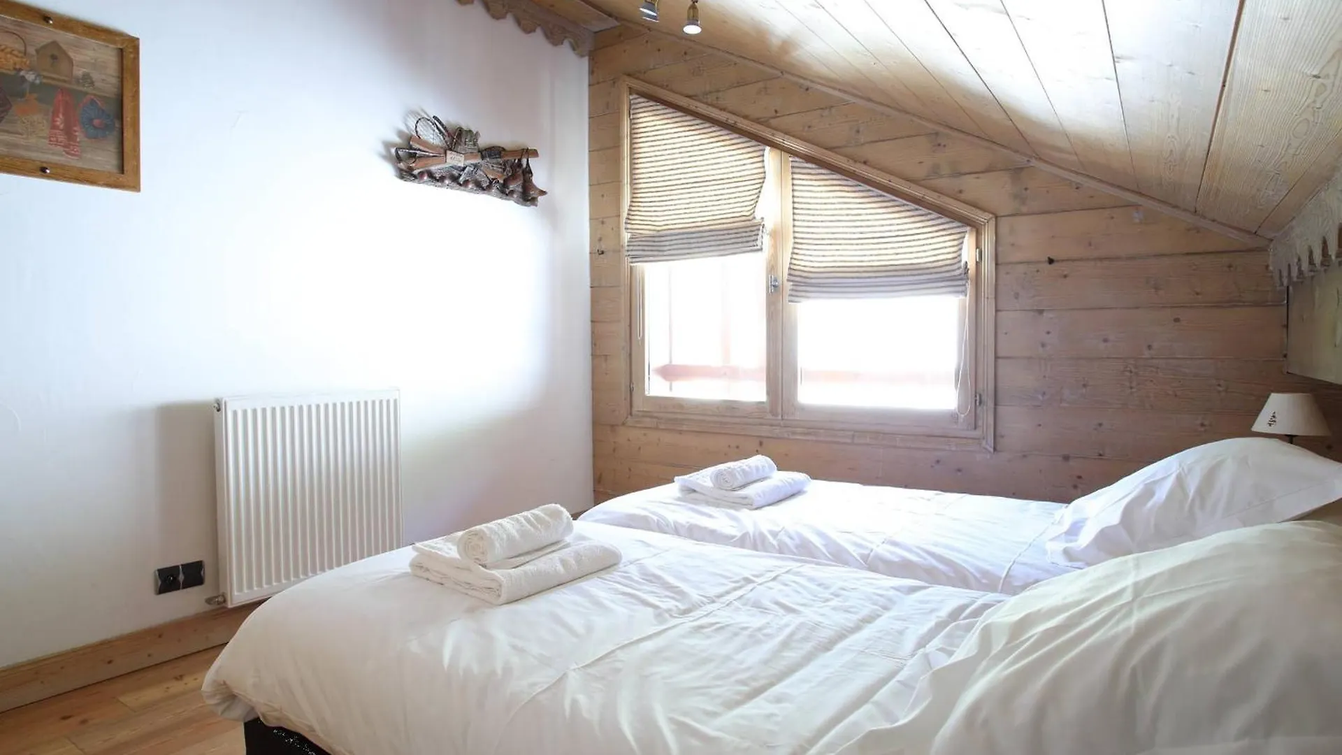 Apartment Duplex 10 Pers. Avec Piscine, Spa Et Pied Des Pistes A Saint Martin De Belleville - Fr-1-461-6